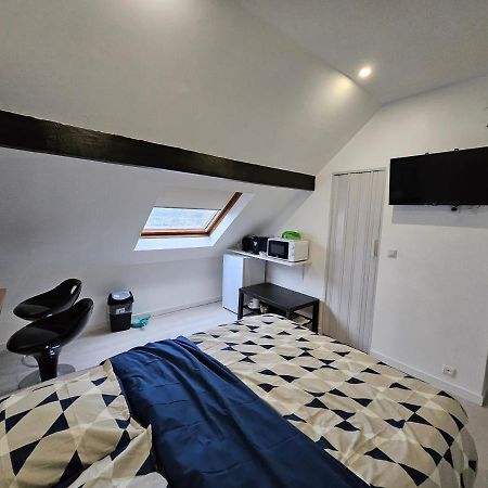 Agreable Studio De 16M2 Sans Kitchenette Neuilly-sur-Marne Exteriér fotografie