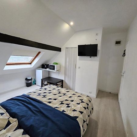 Agreable Studio De 16M2 Sans Kitchenette Neuilly-sur-Marne Exteriér fotografie