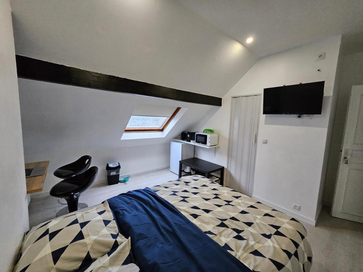 Agreable Studio De 16M2 Sans Kitchenette Neuilly-sur-Marne Exteriér fotografie